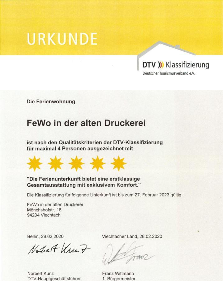 Die Seele Baumeln Lassen In Der Alten Druckerei Viechtach Exteriör bild